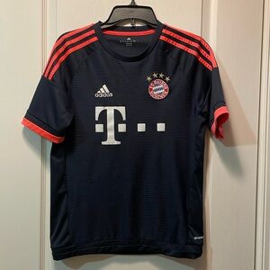 Adidas Boys Bayern Munich Jersey, Size: XL, Color: Navy blue